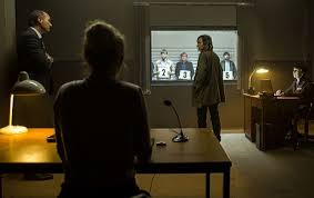 Ein paar im freien fall die kommissarinnen gorniak (karin hanczewski) und winkler (cornelia gröschel) arbeiten konzentriert in „die zeit ist gekommen. Tatort Das Nest Kritik Zum Film Tittelbach Tv