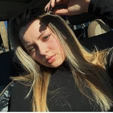 Amanda Licata's Instagram, Twitter & Facebook