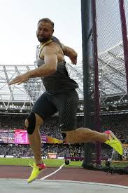 The word gymnasium comes from greek. Diskuswerfen Das Knie Kommt Nicht Mehr Mit Sport Sz De
