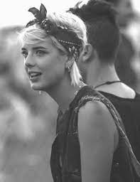 8 Ways To Style Short Hair Short Hair Styles Scarf Hairstyles Pretty Hairstyles