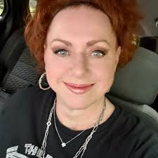 Trying to contact Dr. Justina Lopez about stem cell therapy with no luck,  any suggestions?