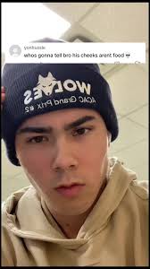 Kingofcheeks Noah Humohlett