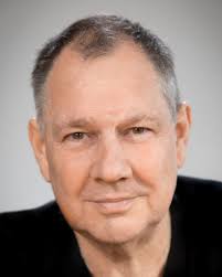 Brian Thomson's Instagram, Twitter & Facebook