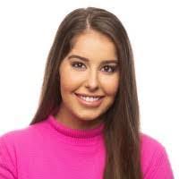 Anna Heinemann's Instagram, Twitter & Facebook