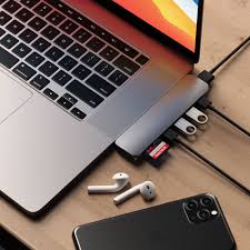 Type C Pro Hub Adapter Macbook Pro Setup Macbook Ipad Organizer