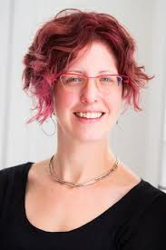 Amy Benjamin's Instagram, Twitter & Facebook