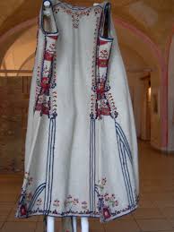 Pe okazii.ro cumperi online produse cu reducere si livrare gratuita din stoc. Costume Populare RomaneÈ™ti Wikipedia