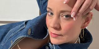 Win A Signed Copy of Selena Gomez's #1 Record, 'Stars Dance' (And A Signed  Poster!)