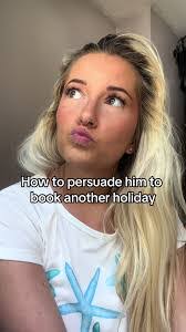 Maisie Hughes's Instagram, Twitter & Facebook