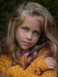 Michelle Koziol's Instagram, Twitter & Facebook