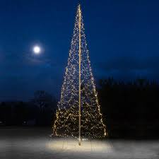 Lichterkette Fur Fahnenmast 10 M Mit 4000 Led Warmweiss Weihnachtsbaum Spielturm Aus Holz Fur Den Garten Kaufen