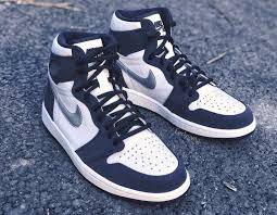 Air Jordan 1 Japan Midnight Navy Metallic Silver Dc1788 100 Release Date Sbd In 2020 Air Jordans Air Jordan Basketball Shoes Nike Shoes Women