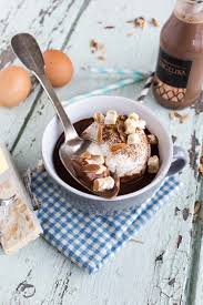 Iles Flottantes Au Chocolat Chaud Et Turron D Alicante Recette Ile Flottante Souffle Au Chocolat Dessert Light