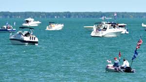 Michigan boaters get party started for Trump's 74th birthday
