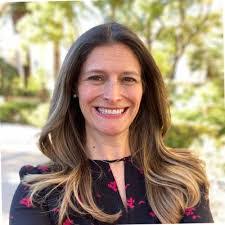 Karen Helton's Instagram, Twitter & Facebook