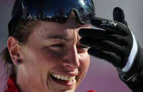 Justyna kowalczyk to polska biegaczka narciarska, która zdobyła wszystkie najważniejsze medale w swojej dyscyplinie. Justyna Kowalczyk Wygrala Olimpijski Bieg Narciarski Na 10 Km Kosmos Polityka Pl