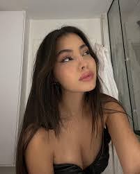 Gina Warfield's Instagram, Twitter & Facebook