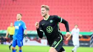 Da sind weltweit leute daran gestorben hintergrund der ganzen aufregung ist ein bereits im dezember von weghorst geteilter und später. Weghorst Stellt Die Weichen Wolfsburg Lasst Dem Fca Keine Chance Kicker