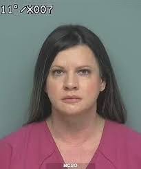 Ariana Veloz's Instagram, Twitter & Facebook