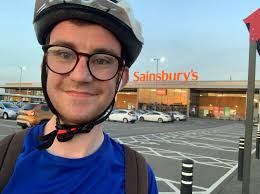 Gavin Mcminn's Instagram, Twitter & Facebook