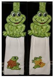 Today I Made These Cute Frog Dish Towels And Frog Towel Holder Plastic Canvas Patterns Canvas Patterns Easy Sewing
