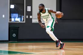 Chris forsberg covers the nba and boston celtics for nbc sports boston. Boston Celtics Depth Chart Roster Battles Training Camp Updates Team Preview Odds For 2020 21 Draftkings Nation