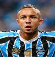 نادي ايفرتون يقدم موسم جديد له مميز جدا الي الان في الدوري الانجليزي الممتاز وذلك بتحقيق الانتصار في الثلاث مباريات الاولي في البداية للموسم كما تمكن من الفوز في. Filgoal Ø§ÙŠÙØ±ØªÙˆÙ† Ø³ÙˆØ§Ø±ÙŠØ³ Ù„Ø§Ø¹Ø¨ Ù†Ø§Ø¯ÙŠ Ø¬Ø±ÙŠÙ…ÙŠÙˆ