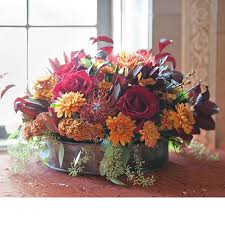 Feb 25, 2021 · the key to making blooms feel seasonal without going overboard is to pick flowers like mums, astilbe, and asters, or choose petals in hues like burnt orange, yellow, and deep red. Rustic The Modest Lily