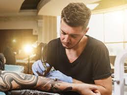 For tattoos that require more than 2 hours, the hourly rate is $160. Die Richtige Vor Und Nachbereitung So Bleibt Das Tattoo Schon