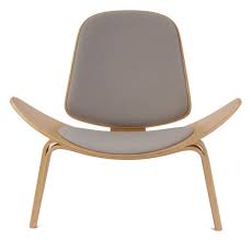 The Matt Blatt Replica Hans Wegner Shell Chair Walnut Light Grey