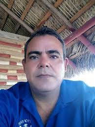 Eliza Chavarria's Instagram, Twitter & Facebook