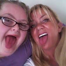 Stephanie Conger's Instagram, Twitter & Facebook