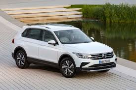 A stylish, versatile compact suv that can fit your friends. Volkswagen Tiguan Hybrid Review 2021 Drivingelectric