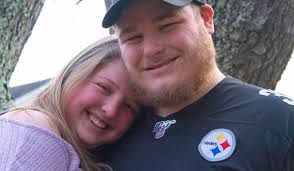 Julie Kennon and Jacob Baun's Wedding Website