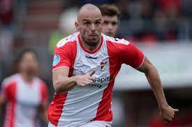 Anco jansen (born 9 march 1989) is a dutch professional footballer who plays as a left winger or attacking midfielder for nac breda. Anco Jansen Blikt Terug Op Zes Memorabele Momenten Van Jubilaris Emmen Van Messi Tot De Camping Nederlands Voetbal Ad Nl