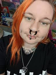 Nose? Sculpted. Lips? Enhanced. What else is left??? #realitytv  #90dayfiance #TLC #darcey