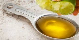 Le Melange Huile D Olive Et Citron Est Un Medicament Naturel Qui Traite Plusieurs Maladies Ferloo