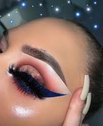 Pinterest Nandeezy In 2020 Eye Makeup Colorful Eye Makeup Makeup