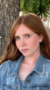 LillyanaMargarette ameongeza picha mpya