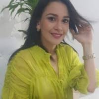 70+ perfiles de «Ana Barros»