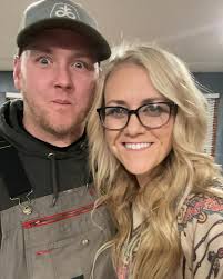 Happy birthday to the man who has stolen my heart and made it complete. I  hope your day is as special as you are in my life. I love you babe. 🎂🎉🥳🎊