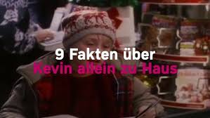 Als er einem blinkenden stern folgt, entdeckt er das krankenhaus, für das die spenden gedacht sind, die marv und harry stehlen wollen. Kevin Allein Zu Haus 9 Fakten Uber Den Weihnachtsklassiker Kultur Stuttgarter Zeitung