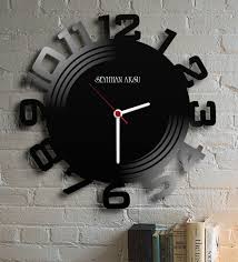 Dekoratif aynalar salonda, yatak odası takımında, banyoda, mutfakta her alanda kullanılabilmektedir. Bitmeyen Com Kisiye Ozel Isimli Farkli Tasarim Ahsap Duvar Saati 42a