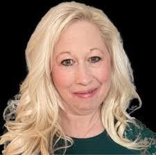 Sheri Wetzel's Instagram, Twitter & Facebook