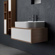 Lavabo d'appoggio o sospeso in ceramica compreso di piletta clip e clap e copripiletta in ceramica. Lavabo Bagno Prezzi Vendita Online Offerte Lavandini Bagno