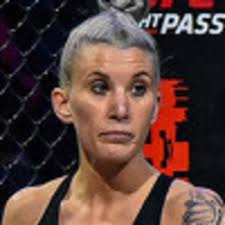 Taylor White vs. Julie Russell, Island Fights 62