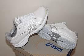 ASICS — Википедия