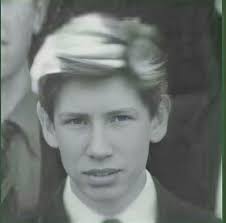 A young Roger Waters : r/pinkfloyd