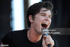 1,913点のエピセンターミュージックフェスティバルの写真と高解像度写真