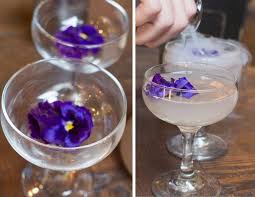 Violet Flowers Dry Ice Vapour Cocktails Dry Ice Cocktails Party Drinks Alcohol Smoked Cocktails